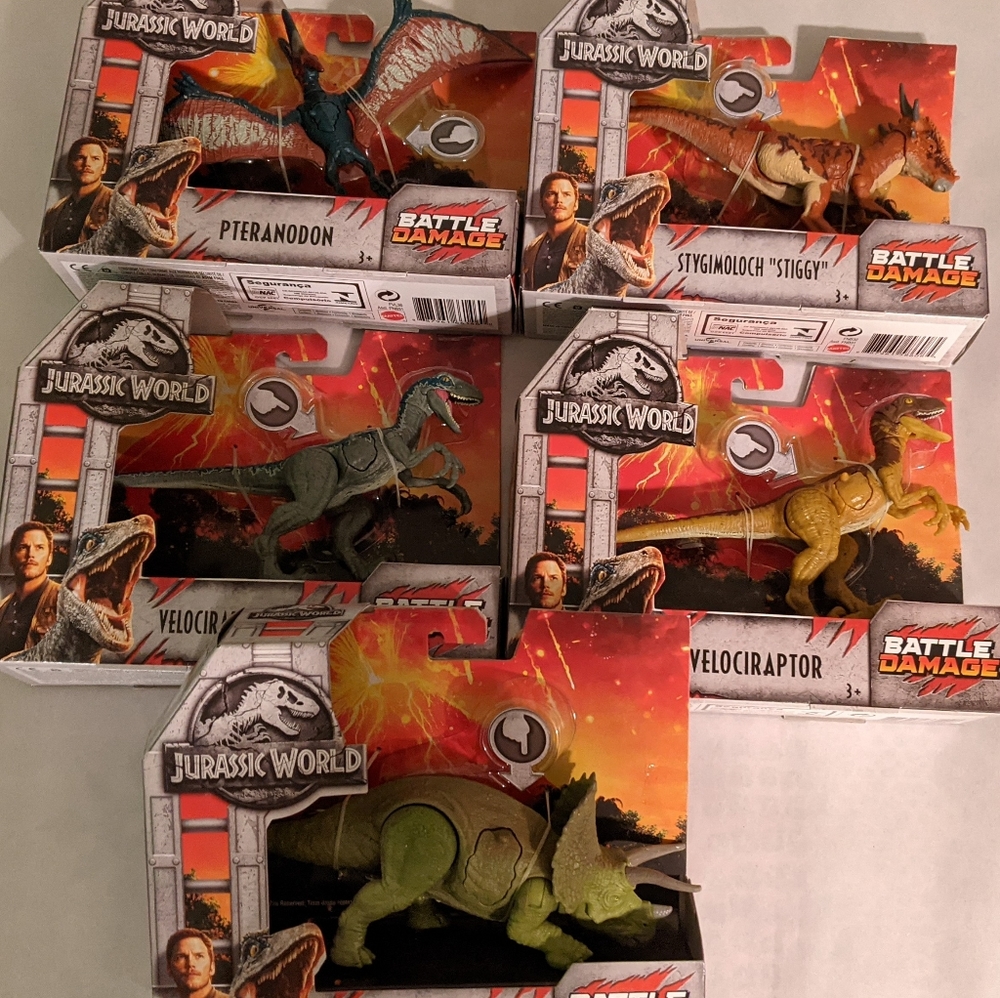 Jurassic World Battle Damage Dinosaur Blue Stiggy Triceratops Pteranodor Raptor